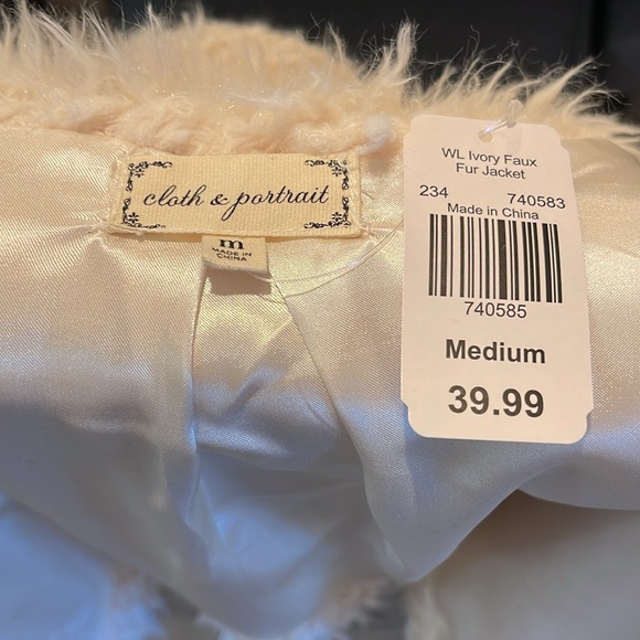 Ivory faux fur jacket - Picture 4 of 4